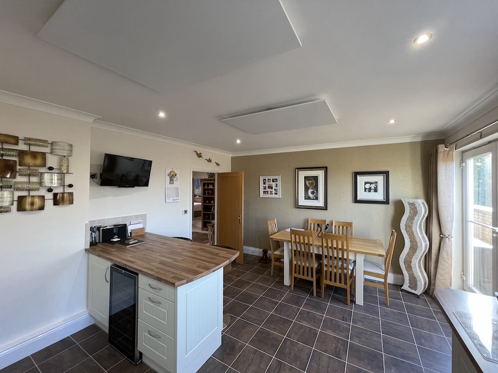 Apartment infra red heating installation