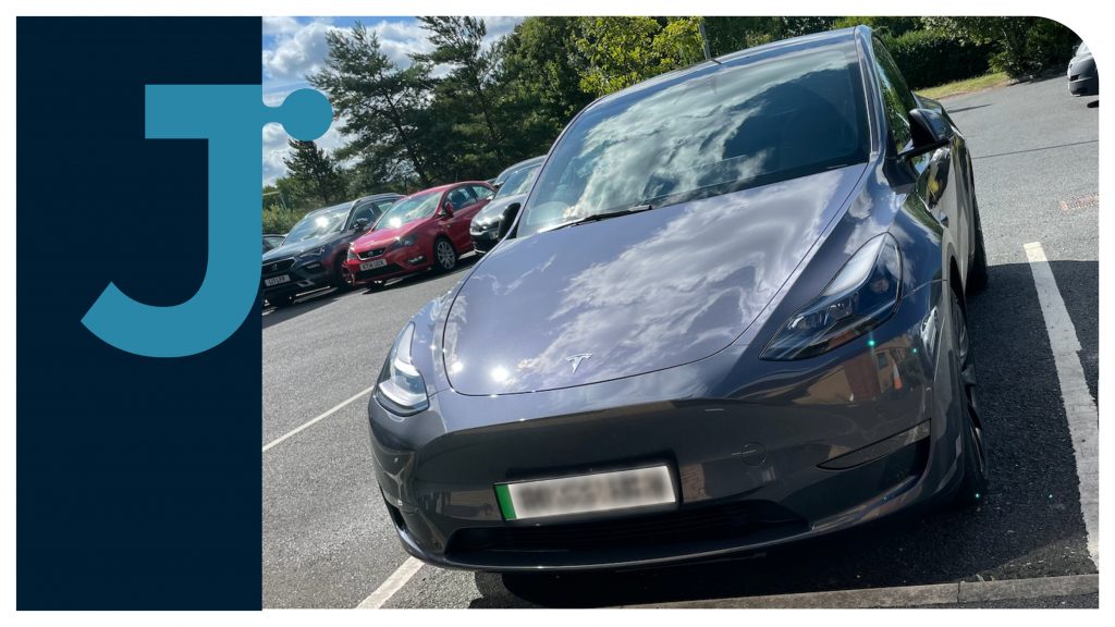 electric car, Tesla, Elon Musk, saving energy bills