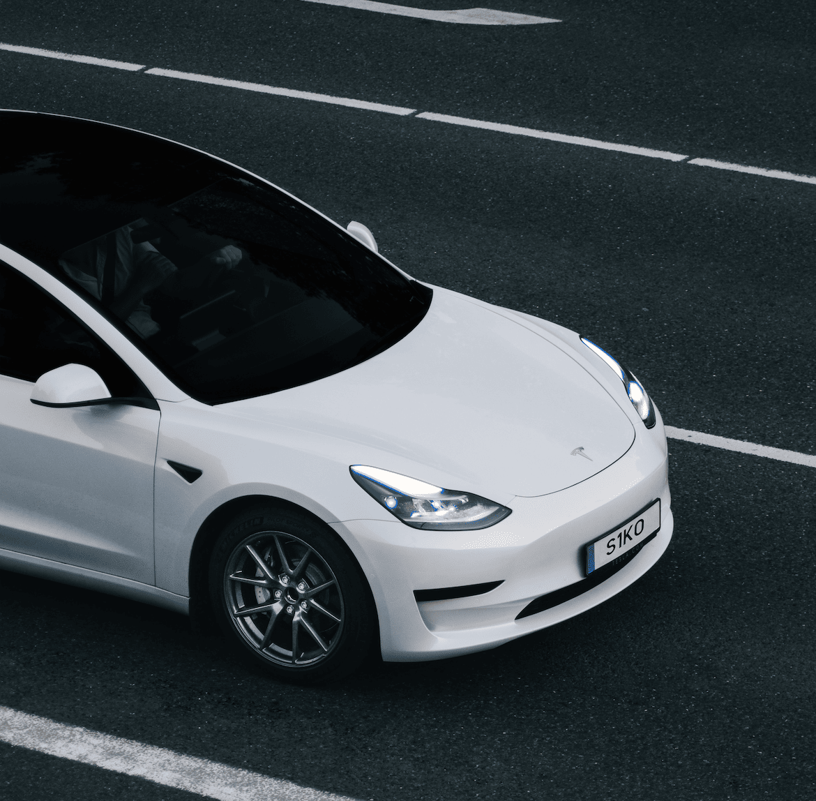 Screenshot 2021-12-20 at 15.34.11 Electric cars-Tesla